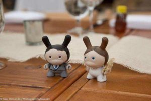 bride & groom figurines